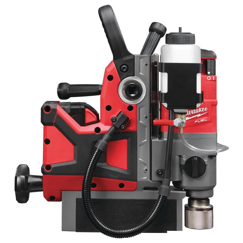 Аккумуляторная дрель на магнитной станине Milwaukee M18 FUEL FMDP-0C 4933451636 фото 4
