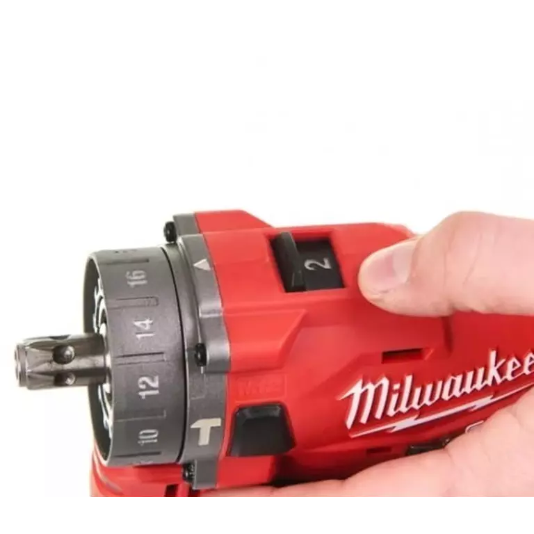 Дрель-шуруповерт аккумуляторный со сменными насадками Milwaukee M12 FPDX-202X FUEL Milwaukee 4933464136 фото 4