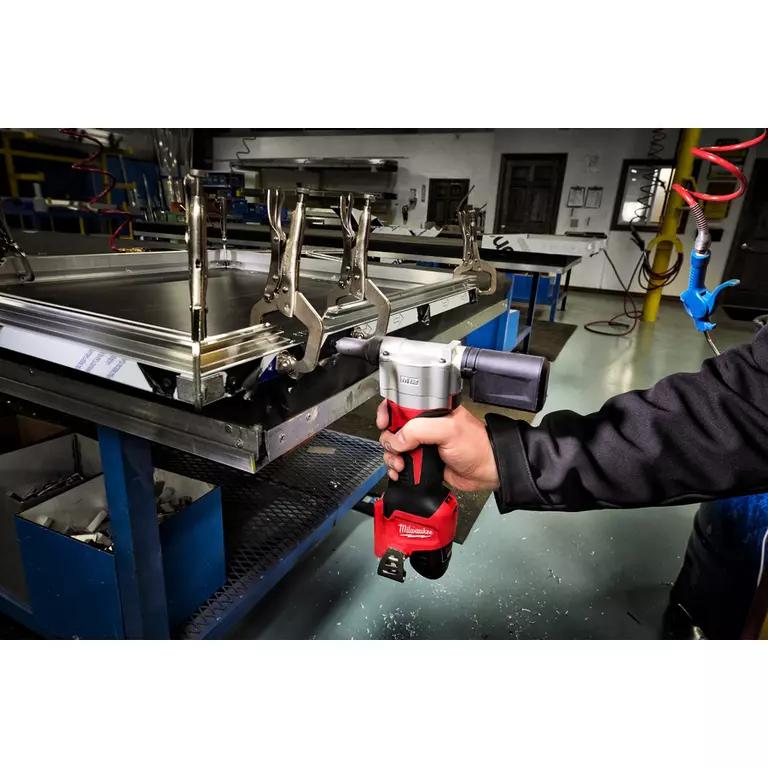 Заклепочник аккумуляторный Milwaukee M12 BPRT-201X (Li-Ion2Ач) Milwaukee 4933464405 фото 3