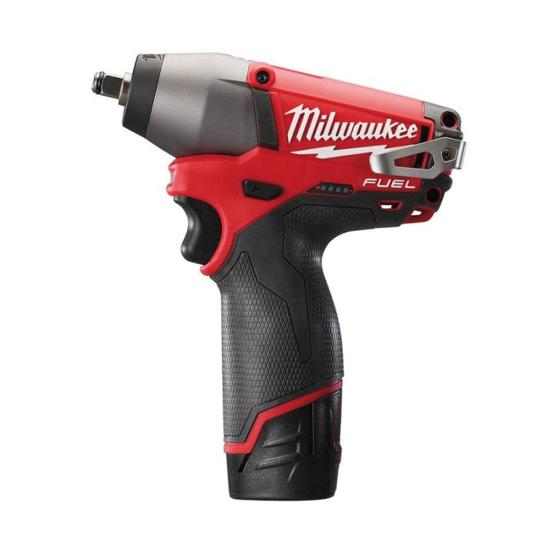 Аккумуляторный импульсный гайковерт Milwaukee M12 FUEL CIW38-202C 4933440420 фото 2