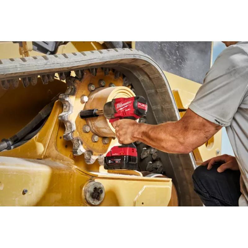 Аккумуляторный высокомоментный ударный гайковерт Milwaukee M18 FUEL ONEFHIWF12E-0X 4933478405 фото 3