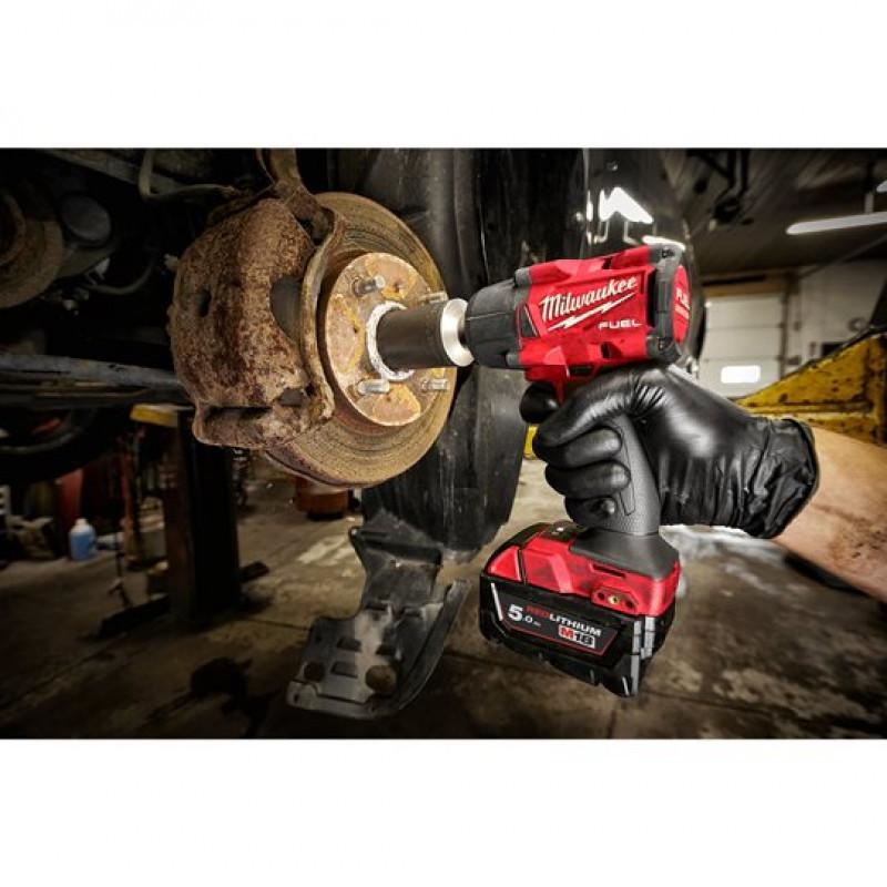 Аккумуляторный среднемоментный ударный гайковерт Milwaukee M18 FUEL FMTIW2P12-0X 4933478452 фото 9