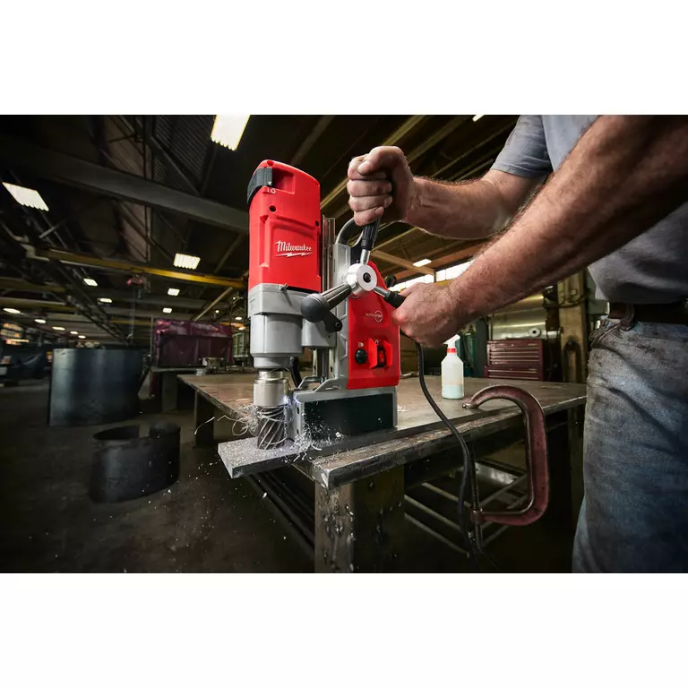 Дрель на магнитной станине Milwaukee MDE 41 Milwaukee 4933451015 фото 3