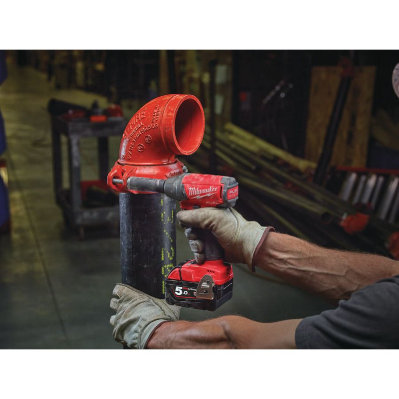 Аккумуляторный импульсный гайковерт Milwaukee M18 FUEL FIWP12-502C 4933451256 фото 4