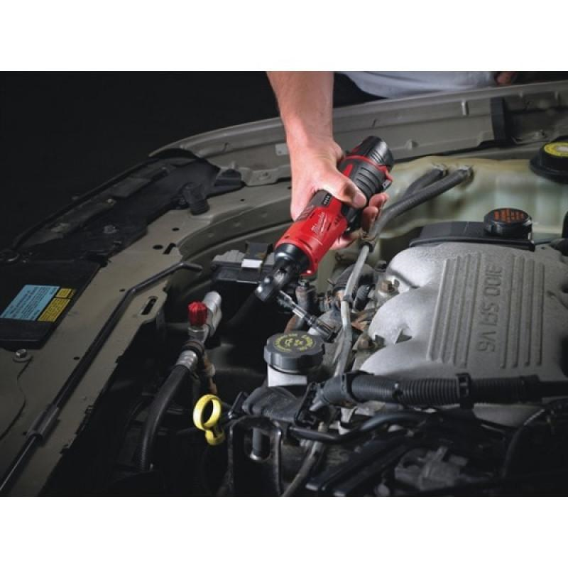 Аккумуляторный торцевый гайковерт 1/4 дюйма Milwaukee M12 IR-21B 4933431270 фото 3
