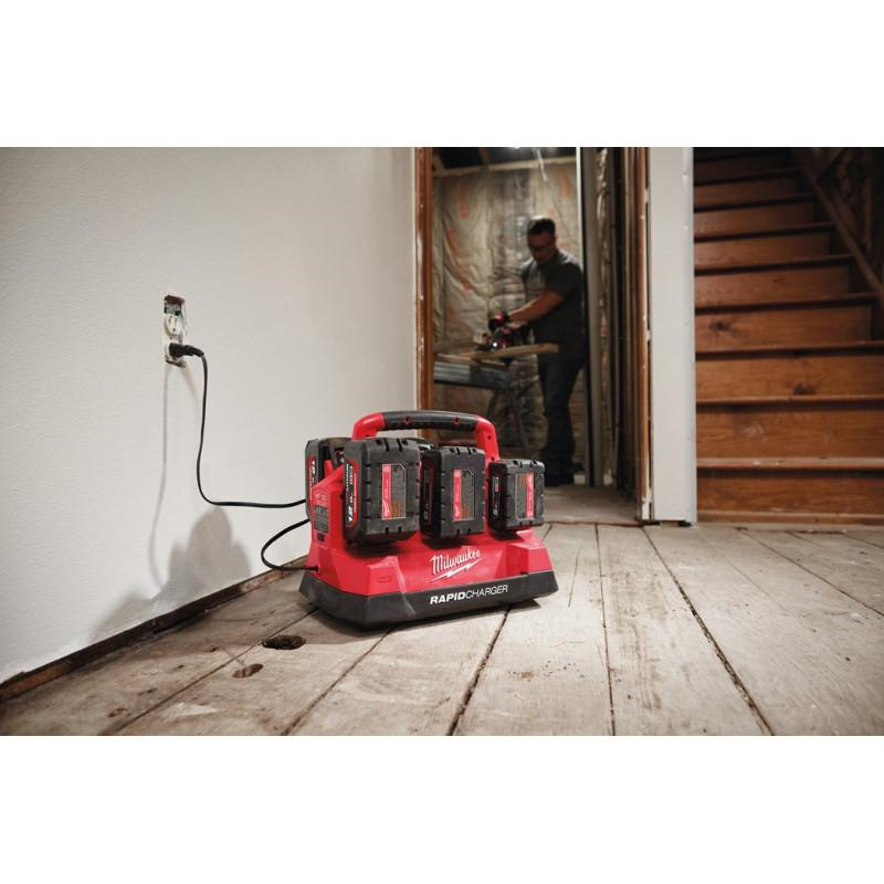 Зарядное устройство Milwaukee M18 PC6 EU на 6 аккумуляторов 4932480162 фото 21