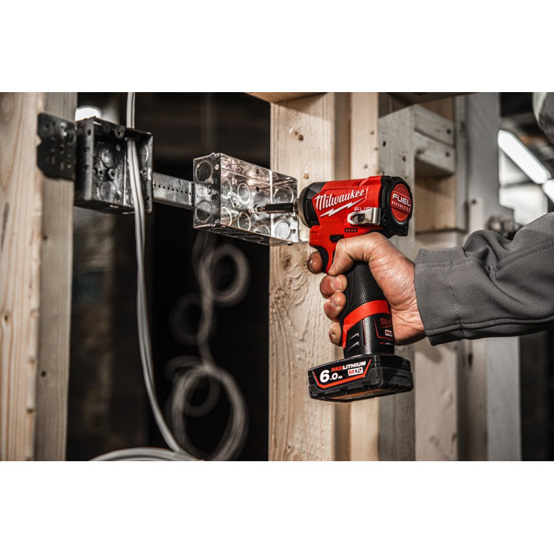 Аккумуляторный импульсный винтоверт Milwaukee M12 FUEL FID2-302X 4933479853 фото 4