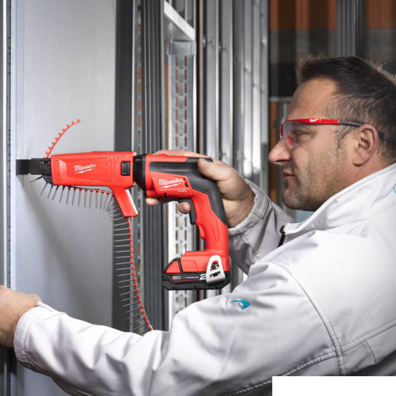 Аккумуляторный шуруповерт для гипсокартона Milwaukee M18 FUEL FSGC-202X 4933459199 фото 6