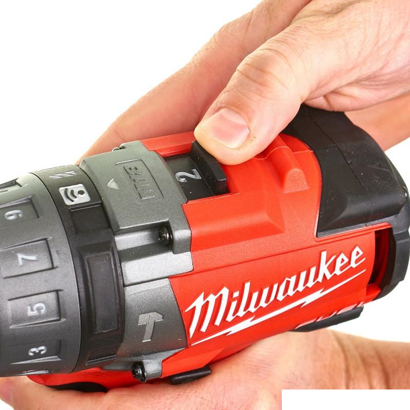 Аккумуляторная ударная дрель-шуруповерт Milwaukee M18 FUEL ONEPD-0X ONE-KEY 4933451910 4933451910 фото 4