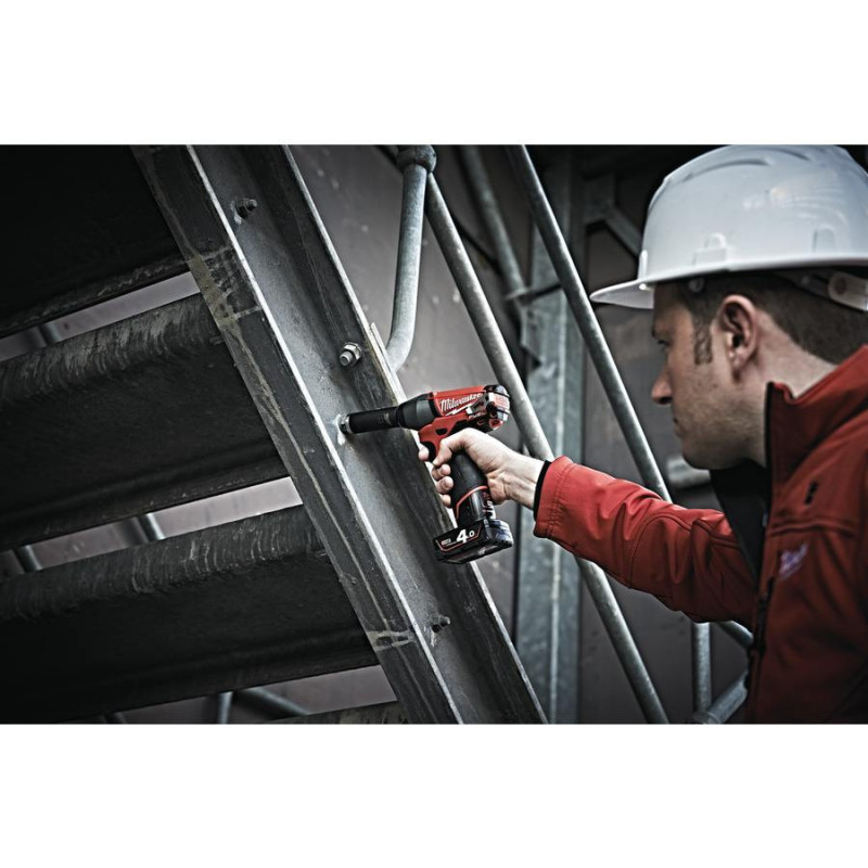 Аккумуляторный импульсный гайковерт Milwaukee M12 FUEL CIW12-0 4933447132 фото 4