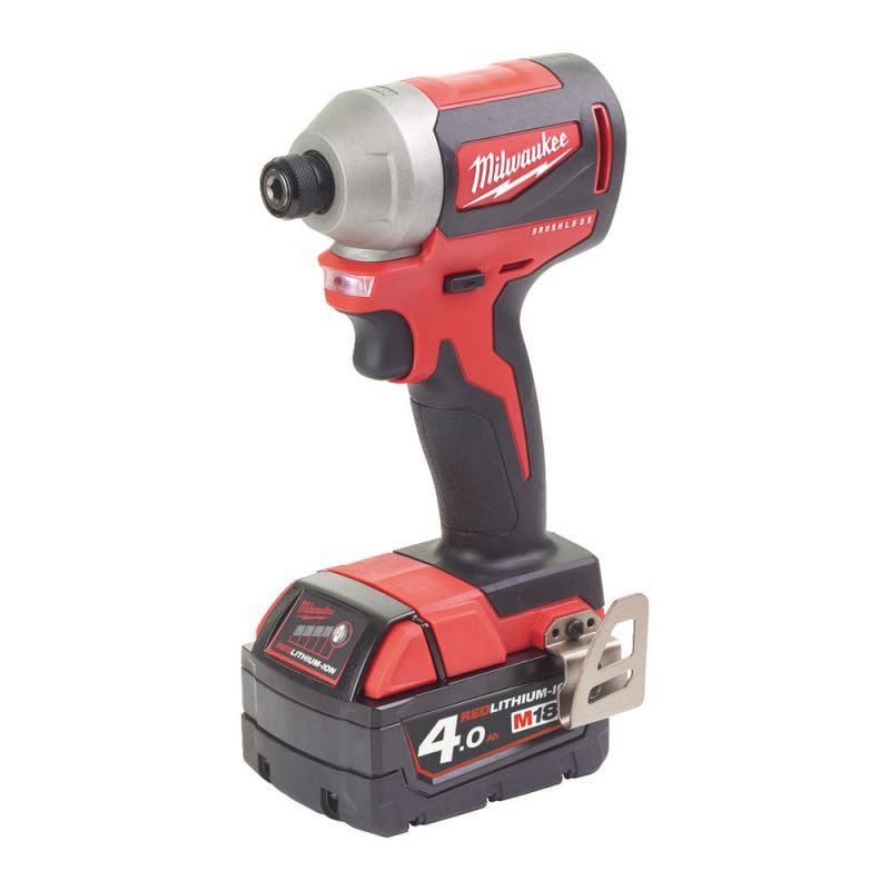 Аккумуляторный импульсный винтоверт Milwaukee M18 CBLID-402C 4933464534,4933464535 фото 2