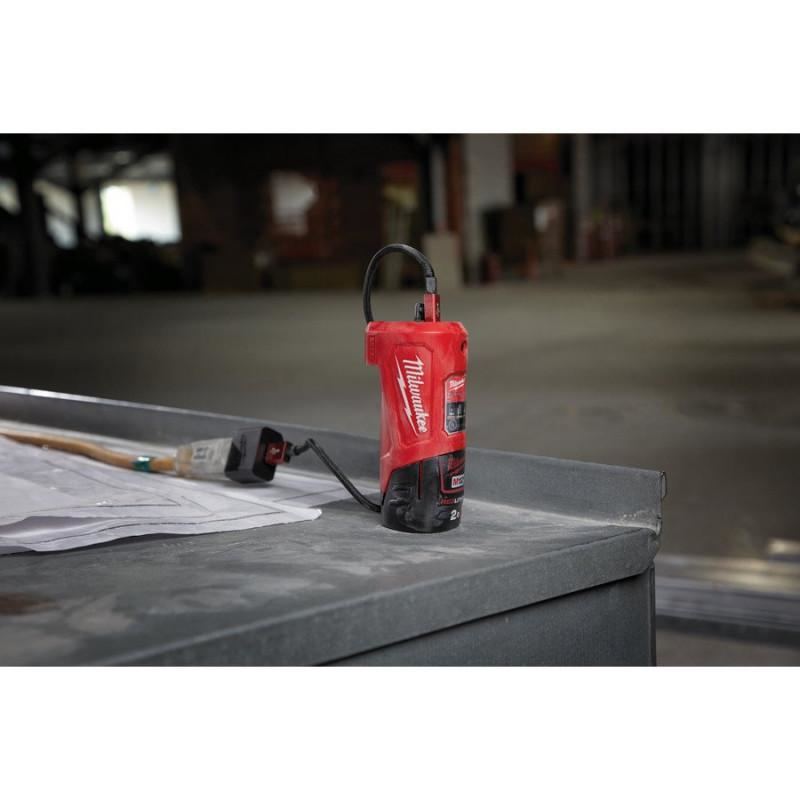 Дорожное зарядное устройство Milwaukee M12 TC 4932459450 фото 5