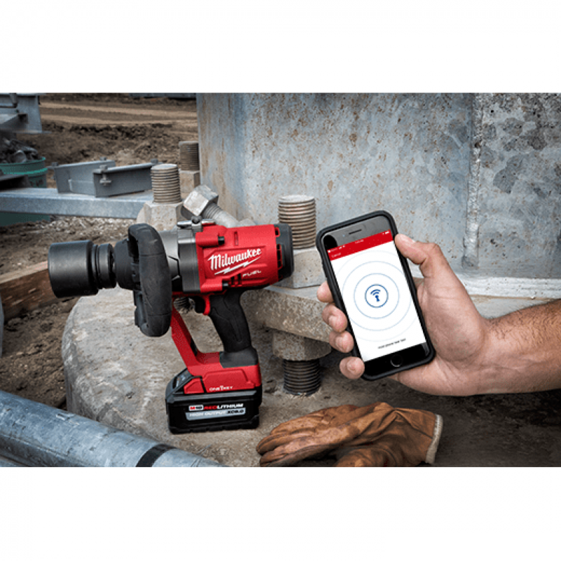 Аккумуляторный импульсный гайковерт Milwaukee M18 FUEL ONEFHIWF1-851X ONE-KEY 1” 4933459735 фото 3