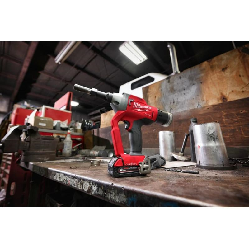 Аккумуляторный заклепочник Milwaukee M18 FUEL ONEFLT-0X 4933478637 фото 3