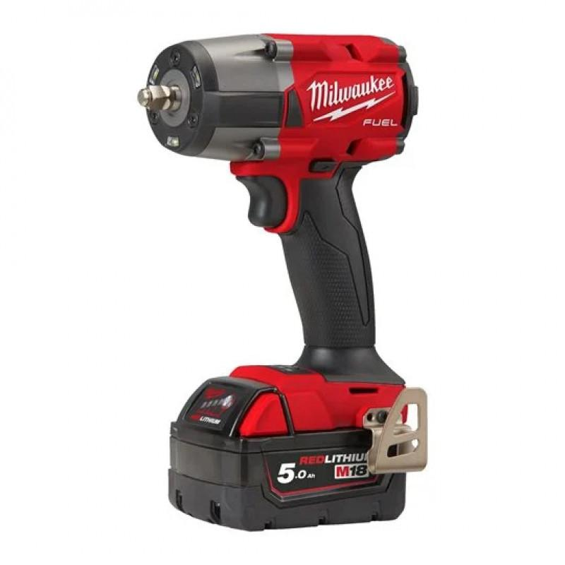 Аккумуляторный среднемоментный ударный гайковерт Milwaukee M18 FUEL FMTIW2F38-502X 4933479405 фото 1