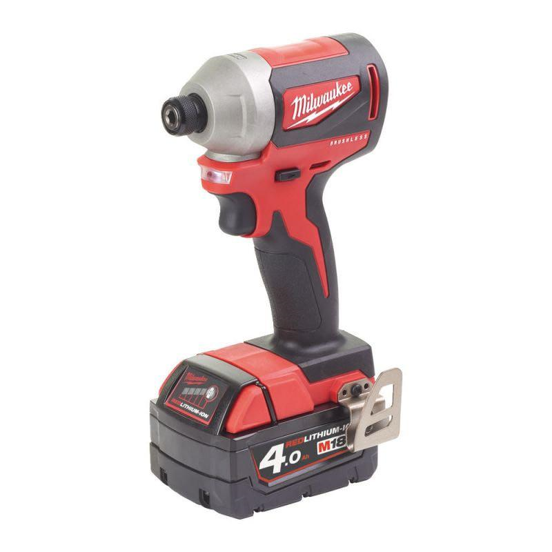 Аккумуляторный импульсный винтоверт Milwaukee M18 CBLID-402C 4933464534,4933464535 фото 1