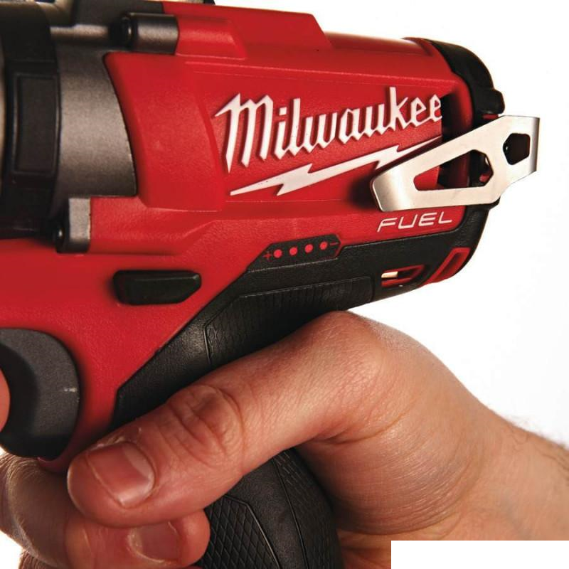 Аккумуляторный шуруповерт Milwaukee M12 FUEL CD-0 4933440450 фото 2