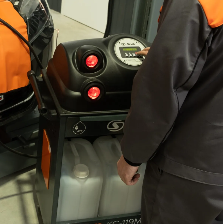 Установка (atf changer) для замены жидкости в автоматических коробках передач (АКПП) Sivik КС-119М фото 10