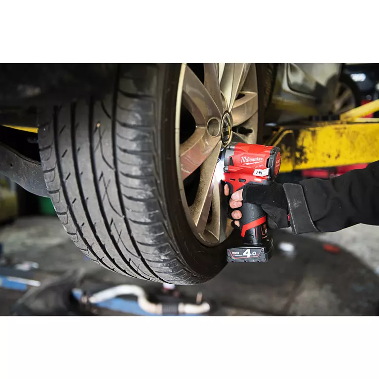 Гайковерт аккумуляторный субкомпактный импульсный Milwaukee M12 FIWF12-0 FUEL Milwaukee 4933464615 фото 2