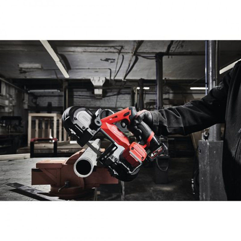 Аккумуляторная ленточная пила Milwaukee M12 FUEL FBS64-402C 4933478441, 4933478442 фото 5
