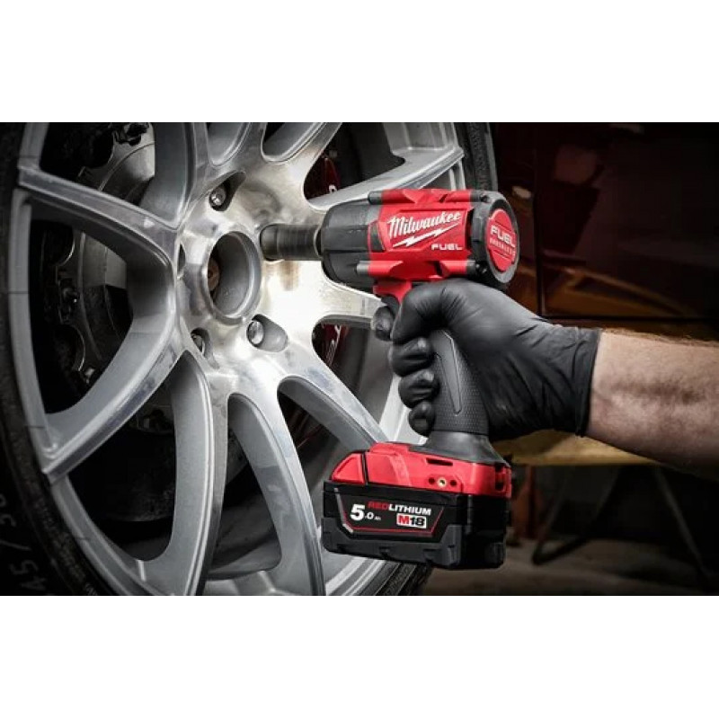 Аккумуляторный среднемоментный ударный гайковерт Milwaukee M18 FUEL FMTIW2F38-502X 4933479405 фото 9