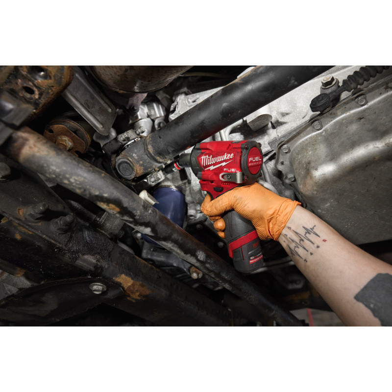 Аккумуляторный импульсный гайковерт Milwaukee M12 FUEL FCIWF38G3-502X 4933493452 фото 9