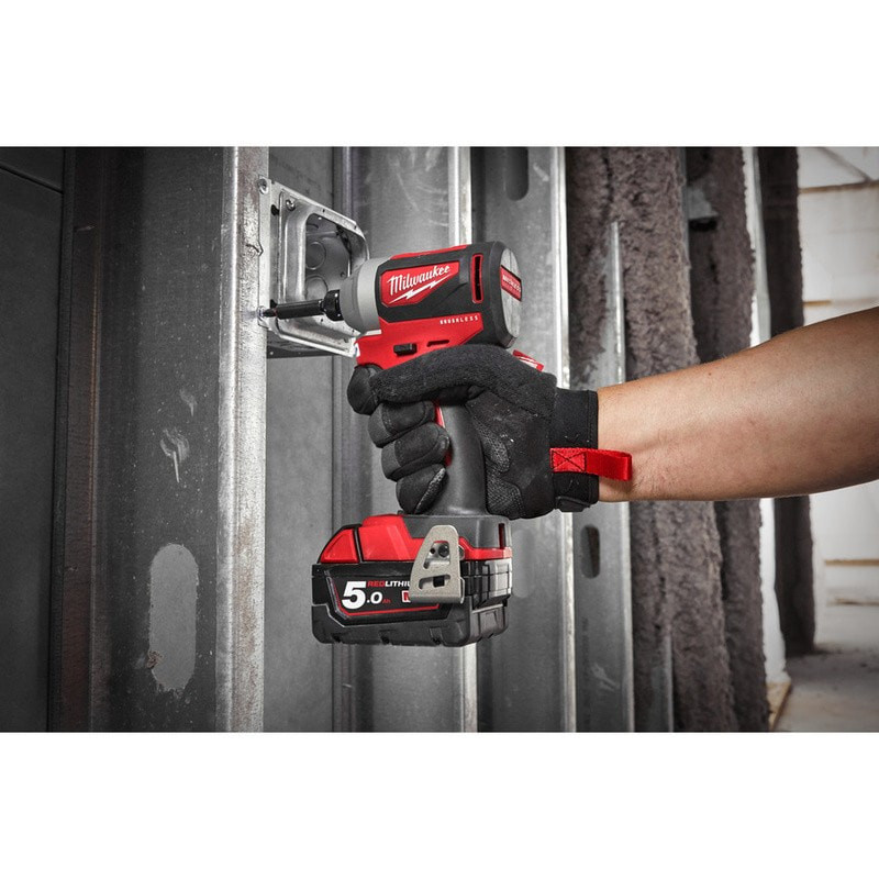 Аккумуляторный импульсный винтоверт Milwaukee M18 BLID2-502X 4933464520 фото 10