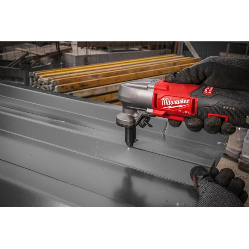 Аккумуляторные ножницы вырубные Milwaukee M12 FUEL FNB16-0 4933479617 фото 15