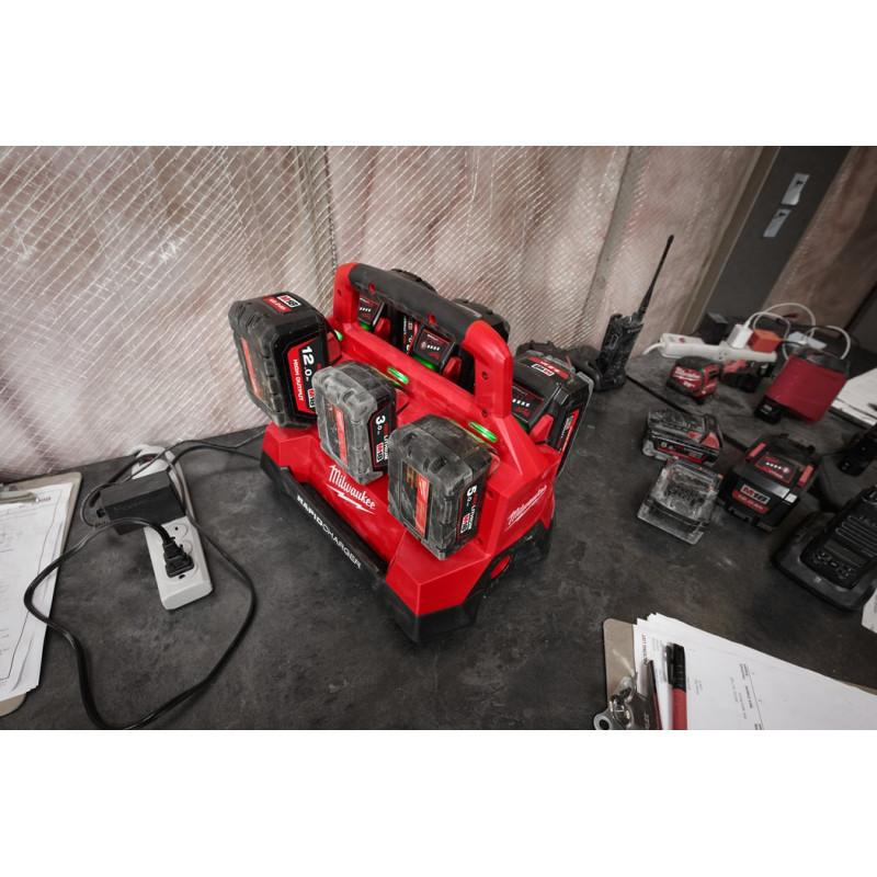 Зарядное устройство Milwaukee M18 PC6 EU на 6 аккумуляторов 4932480162 фото 15