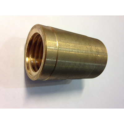 Гайка рабочая правая (моторная стойка) Ravaglioli 047018050