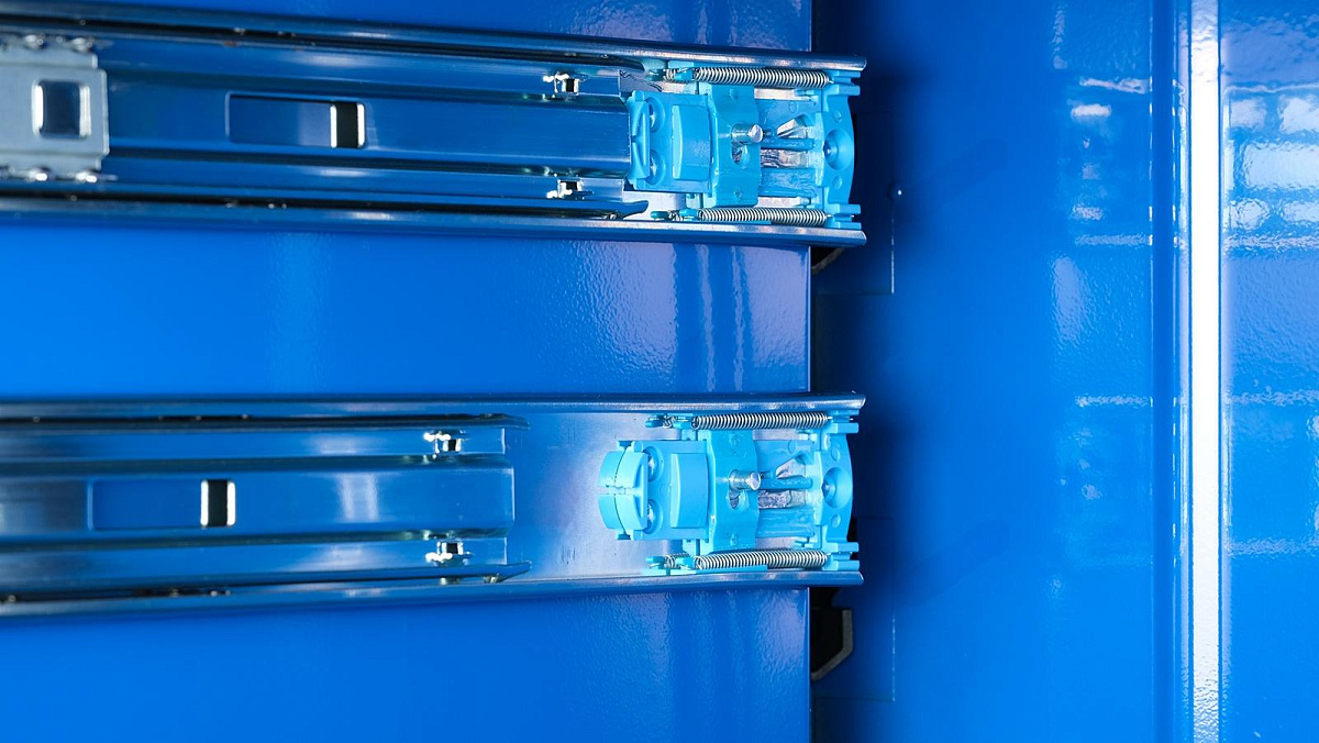 Тележка инструментальная, 5 выдвижных ящиков, с системой защиты от опрокидывания, синяя NORDBERG T5P(B) фото 11